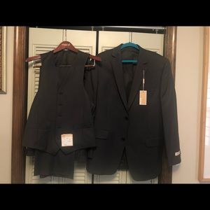 Men’s Suit